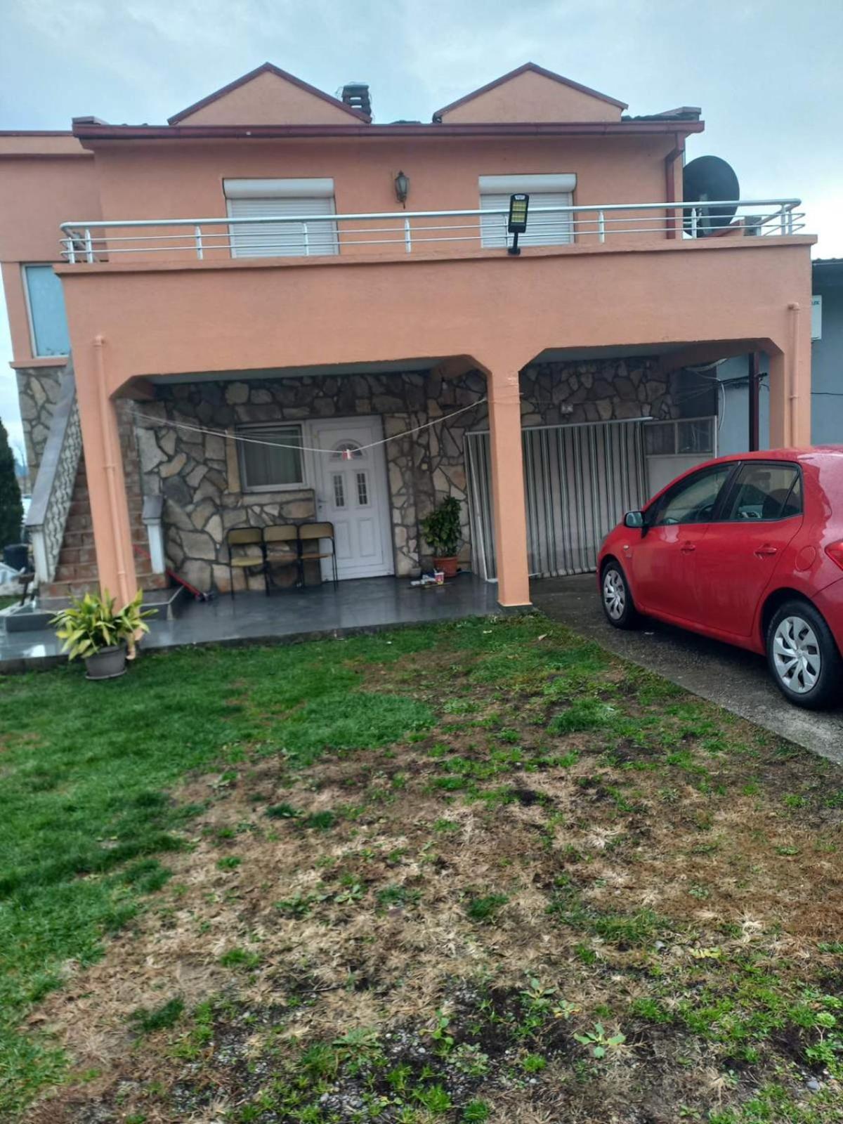 A Pousada Traveler'S Rest - Near Podgorica Airport Mitrovici  Exterior foto